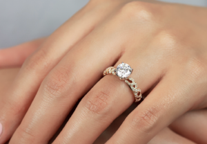 how to design an expensive looking engagement ring